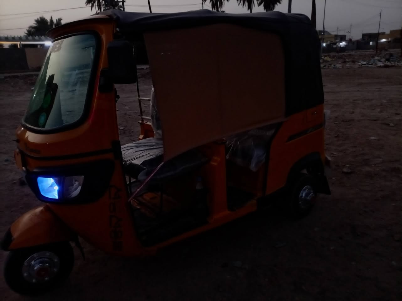 تفيس للبيع موديل 20وراق صولي كفاله من ضربه وصبغ والمعجون تكتك خير من الله لا تنقيص لا تبخير تراي وين مايعجبك المكان بابل الحمزه الغربي سعر تصل ودلل ***********
