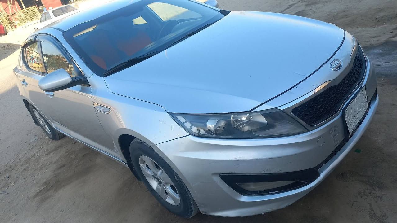 سلام عليكم كيه بتيما 2013وارد كوري سياره جاهزه من كلشي شرط تحويل رقم بصره اراوس شنوو عدك تعال خاص عنوان لبصره قضاء لكرنه 
***********
