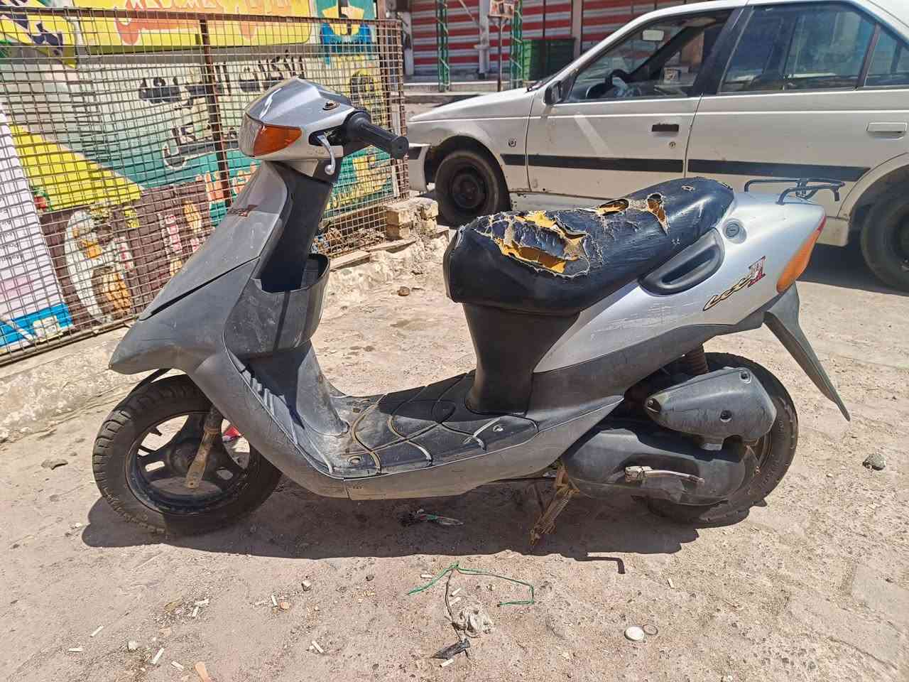 سلام عليكم ساسوكي مصطره للبيع 
بلاديه برغي ما مفتوح 
شلعه معدل فول 
نكره سلف كلشي شغال
سعر٢٥٠وبيه مجال قليل 
***********

