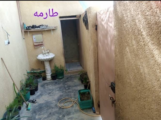 #السلام #عليكم #دار #للبيع #في #كربلاء المساحه 100متر مربعه 10_10 طابو زراعي سند 25قرار محكمه عنوانه (قرب جامعه كربلاء يبعد عن الامام الحسين 5كم قريب على طريق الزوار)  صب كونكريت مسلح رباط سقف سراميك ارضي و جداري طابق واحد بيت كلش نظيف جاهز للسكن  السعر والأستفسار على هذا الرقم *********** بي واتساب
