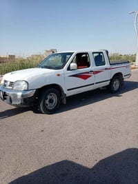 نيسان نيفارا • موديل ٢٠٠٨ • جير مكفول