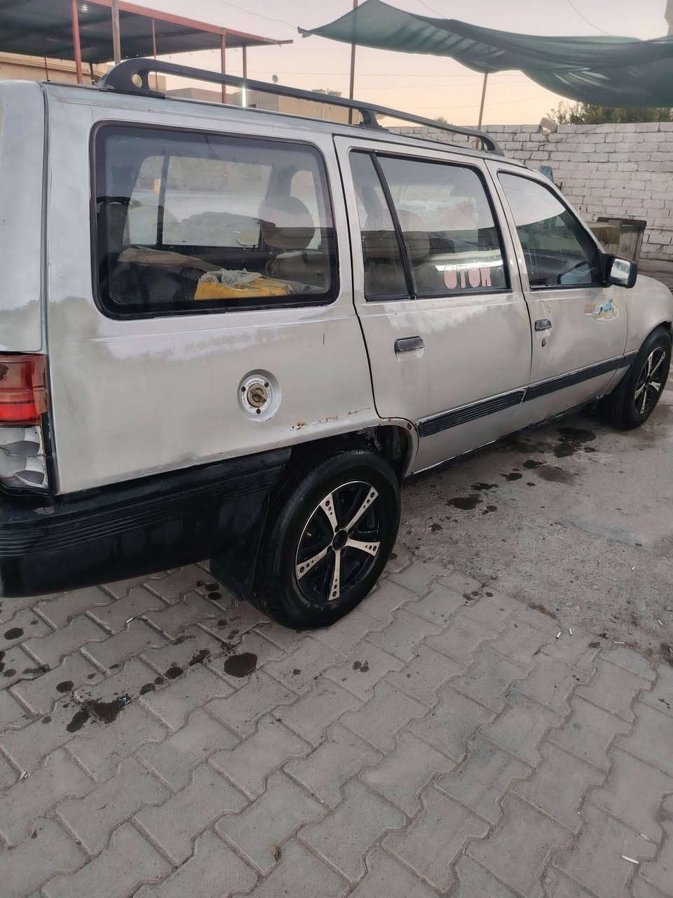 اوبل كاديت مال بيت مال تكسي  مسجلة رقم كركوك الماني شرط تحويل وكالة من الشرعي گير محرك مال گصة قبل 10 ايام مشدود شرط صدر جديد كهربائيات شغاله السعر15 وبيها مجال تواصل خاص او اتصل *********** مكاني الشرقاط ملاحضة السقفية بيها معجون
