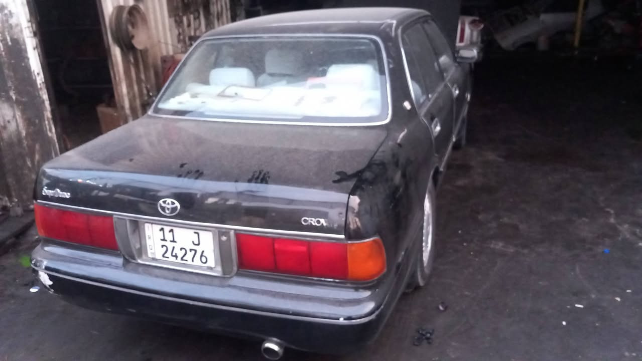 السلام عليكم كراون ارنب ٩٢ بغداد انكليزي سياره حلوه بيها ملاحظات بسيطه السعر ٦٠ وبيها مجال عنوان بغداد ***********
