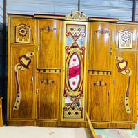غرفه اخشاب للبيع خمس ابواب ملحق نضيف صاج زاويه كنتوريه السعر 550 الاتص...