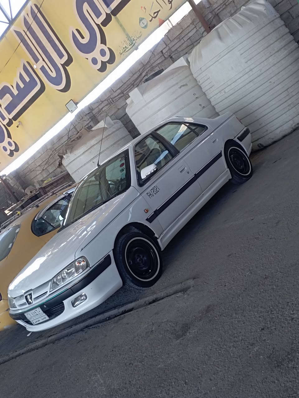 سلام عليكم بارص موديل 12 سياره حلوه مكان نجف بيه قطعه وحده جملغ كدام سعره 43 وبيه مجال ***********
