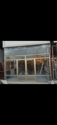 جام خانه المنيوم ارتفاع مترين و60سم عرض 4ونص مكاني بغداد العامريه 0776...
