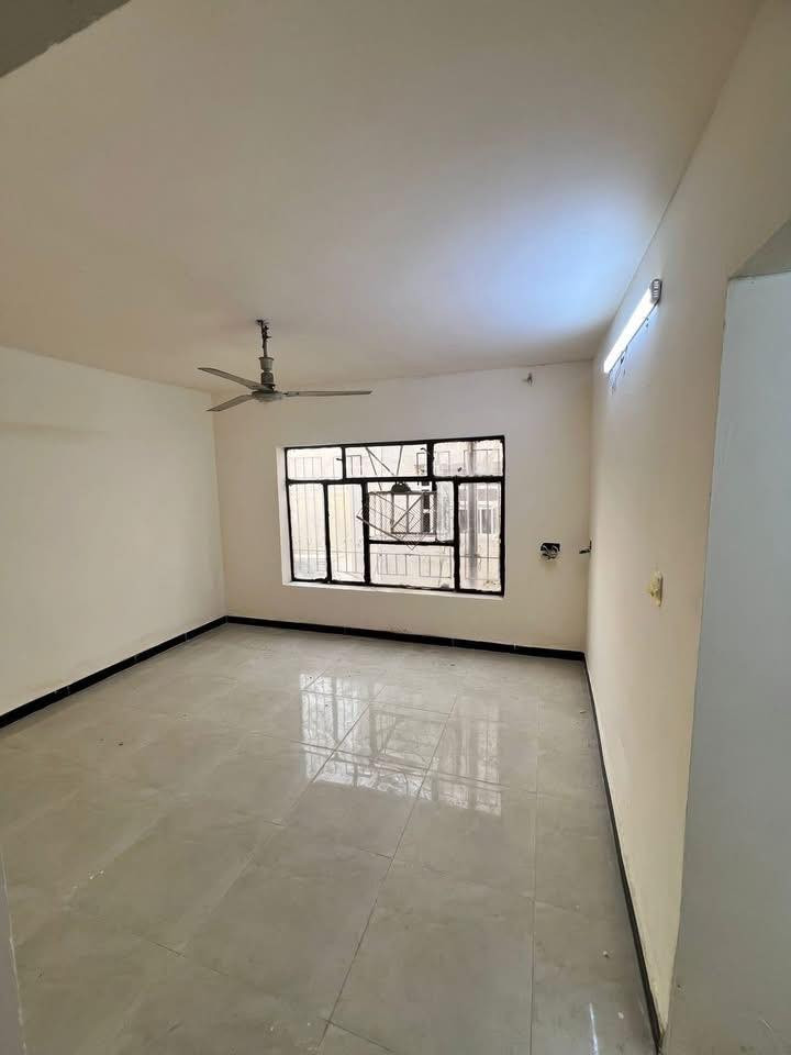 #للايجار__في__السيدية
وحده سكنيه طابق اول 

تحتوي على غرفه وصاله ومطبخ وحمام 

بدل الايجار 500

للاستفسار ***********
