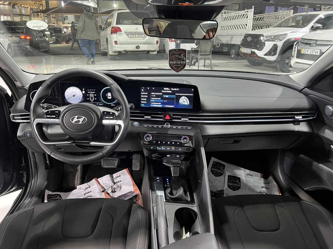 النترا 2025 
وارد امريكي 
محرك 2000 دوش 
ماشي 3 الف فقط يعني زيرو 
مواصفات SEL 
بصمه / سلايد / ويل كب جبير / رادار امامي خلفي جانبي / دشبول 7 الوان متغير / شاشه جبيره متصله / صندوق ذكي / هيتر كشنات / كامره خلفيه / مودات قياده / فول تحكم ستيرن 
قياده ذاتيه / تشغيل عن بعد / رادار بلمري 
حادث سياره  مكانين بارد فقط 
بدون صبغ بدون تبديل حادث جدا بسيط  بدون ارباك  
حته دعاميات بلاديه بدون صبغ 
السياره بدون رقم تترقم شمالي فقط 
السعر 160 بي مجال 
العنوان اربيل 
***********
