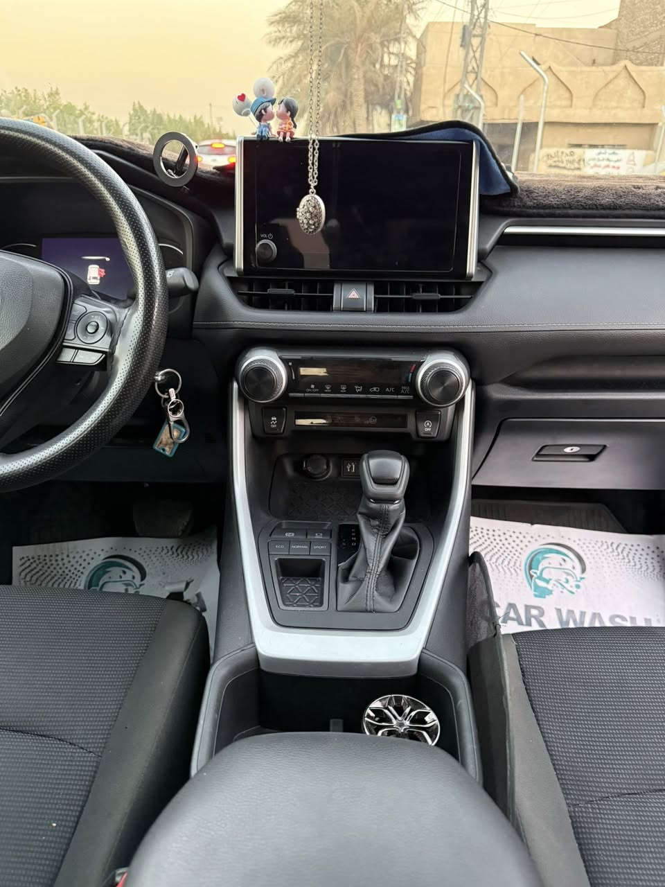 السلام عليكم 
من رخصه الادمن 
متاح سياره راف فور موديل ٢٠٢٤ وارد امريكي بانزين
فئة السياره LE
اشاره بالمري 
ونقطه عمياء
رادار امامي 
٣ انضمة قيادة
كامرة دوارة
للاتصال***********
غير متواجد ع الفيس
