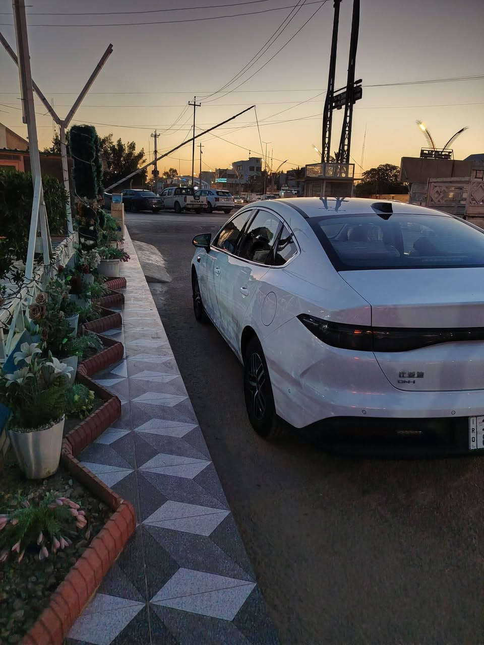 سيل 5 فول موصفات رقم بغداد ابسمي  مكاني بعقوبة السعر قفل23  مليون مكفولة كفالة عامة مراوس BYD فئة اعلا كن L  120 شحن /***********
