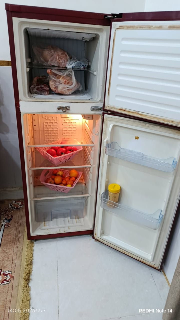 ثلاجة شارك 10 قدم 
شغالة تجميد فوك وجوة 
للاستفسار عن السعر خاص 

مكاني الحسينيه راشدية


**إذا كنت صاحب هذا الإعلان وتريد حذفه لأي سبب، رجاءا أرسل رسالة إلى الدعم الفني**