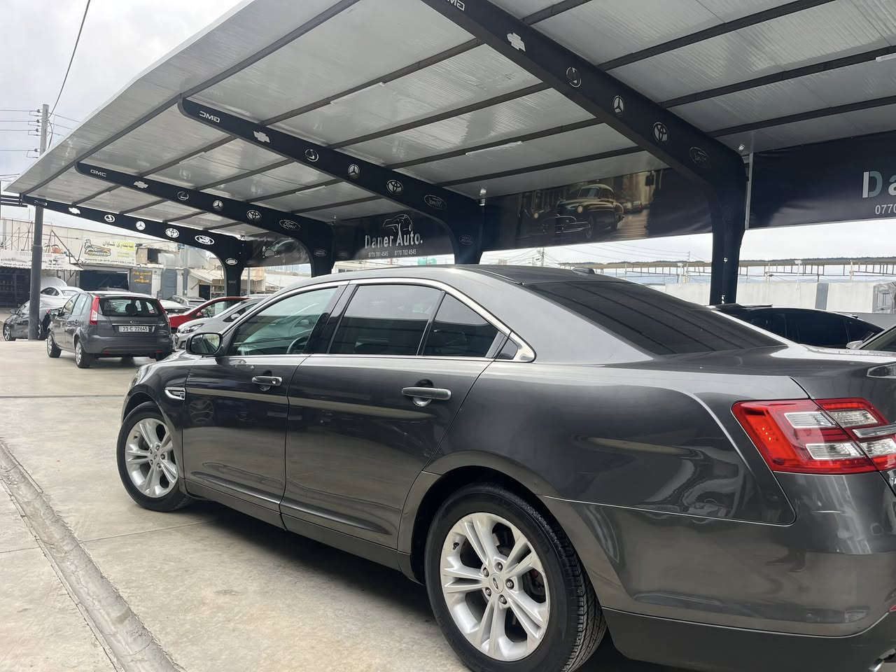 السلام عليكم فورد تورس موديل 16 بدون صبغ كير مكينه حداديه بشرط ماشيه 110
السياره بيه حالوب شي قليل حادث مال امريكه تاير مكان السياره سليمانيه بسمي السياره تحويل وكال حاضر ماكو  السعر 118
***********
***********
