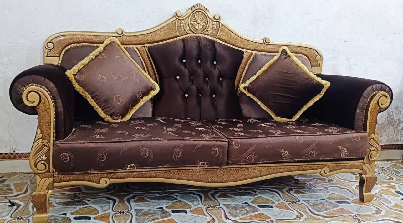 تخم زان تركي درجه اوله ستعمال قليل 10 مقاعد قليل نضيف جدن اسعر 375 اي ضرر مابي *********** لعنوان كربلاء بدايت امن اداخلي + كوشات يوجد توصيل

