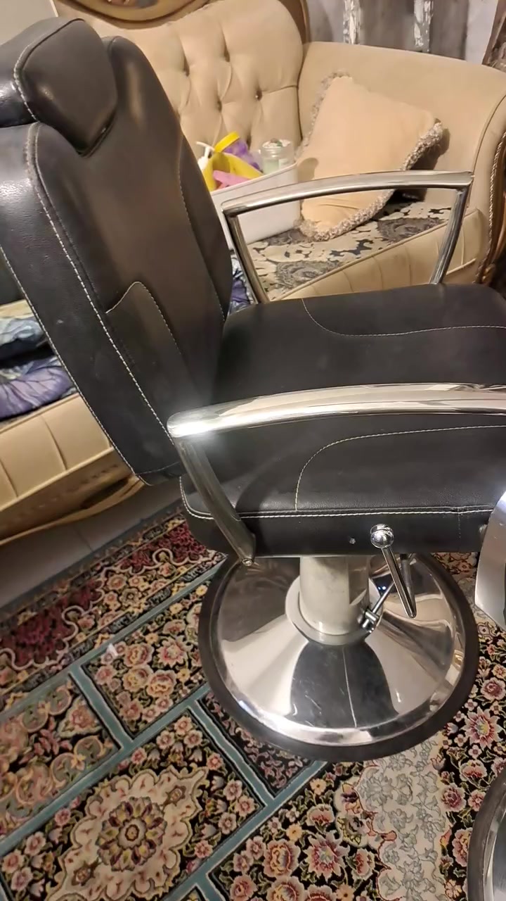 سعر الكرسي  ب١٢٥


**إذا كنت صاحب هذا الإعلان وتريد حذفه لأي سبب، رجاءا أرسل رسالة إلى الدعم الفني**