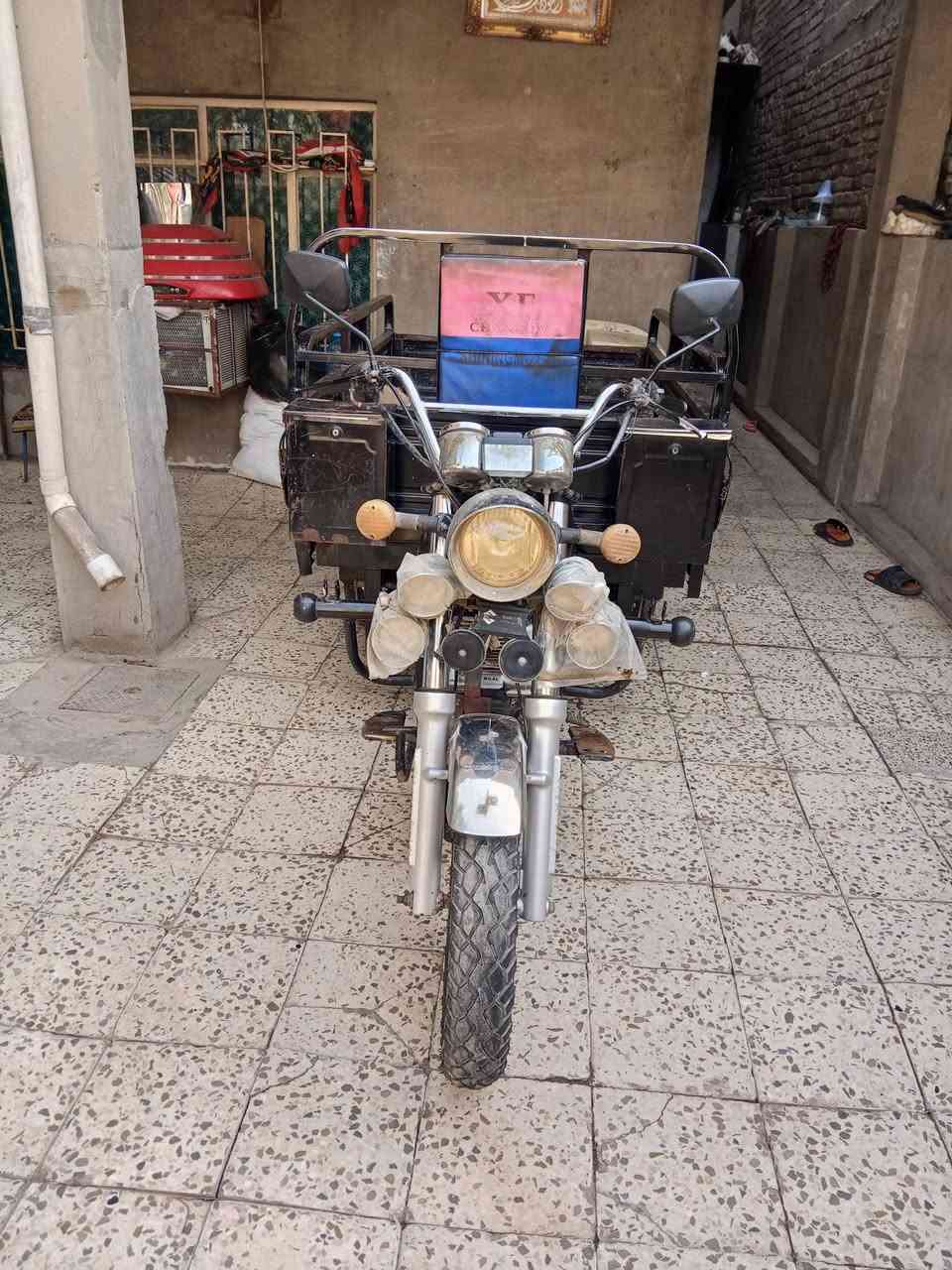 السلام عليكم ستوته صقر للبيع موديل 2022 مكفوله من الخياس محرك مجفت اوراقها كامله مدفوعلها كمرك بيها وكاله وحدة السعر مليون و800 بيها مجال بسيط الاتصال على الرقم  *********** مكان حي النصر
