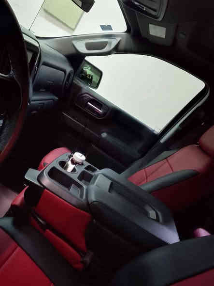 السلام عليكم
سلفادور 2024 للبيع 

لون سمنتي مميز

الحادث بسيط دعاميه فقط

رقم بغداد هزه ورقم جديد

محرك2700 تيربو ماكس المرغوب

باب طويل بدي قصير المرغوب

بصمه  

كشن كهرباء 

جنطه كهرباء

صور الحادث مرفقه بل منشور 

دوشمه عامأ ارضيه وكشنات درجه اولى 

ماشيه15 ميل زيرو 

مكان بغداد/ الكرخ

السعر290

الاستفسار ***********
