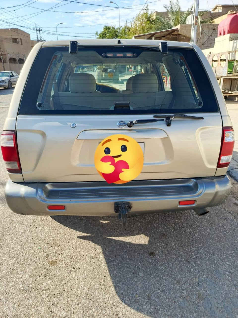 ٢٠٠٢ محرك ٣٣٠٠
 تخم تاير  كير محرك بشرط 
تبريد.  كهربائيات كلها شغاله 
صيغ عام اثر جراد  سياره خير من الله. ٧٥ وبيها مجال 
*********** 
رقم بغداد
