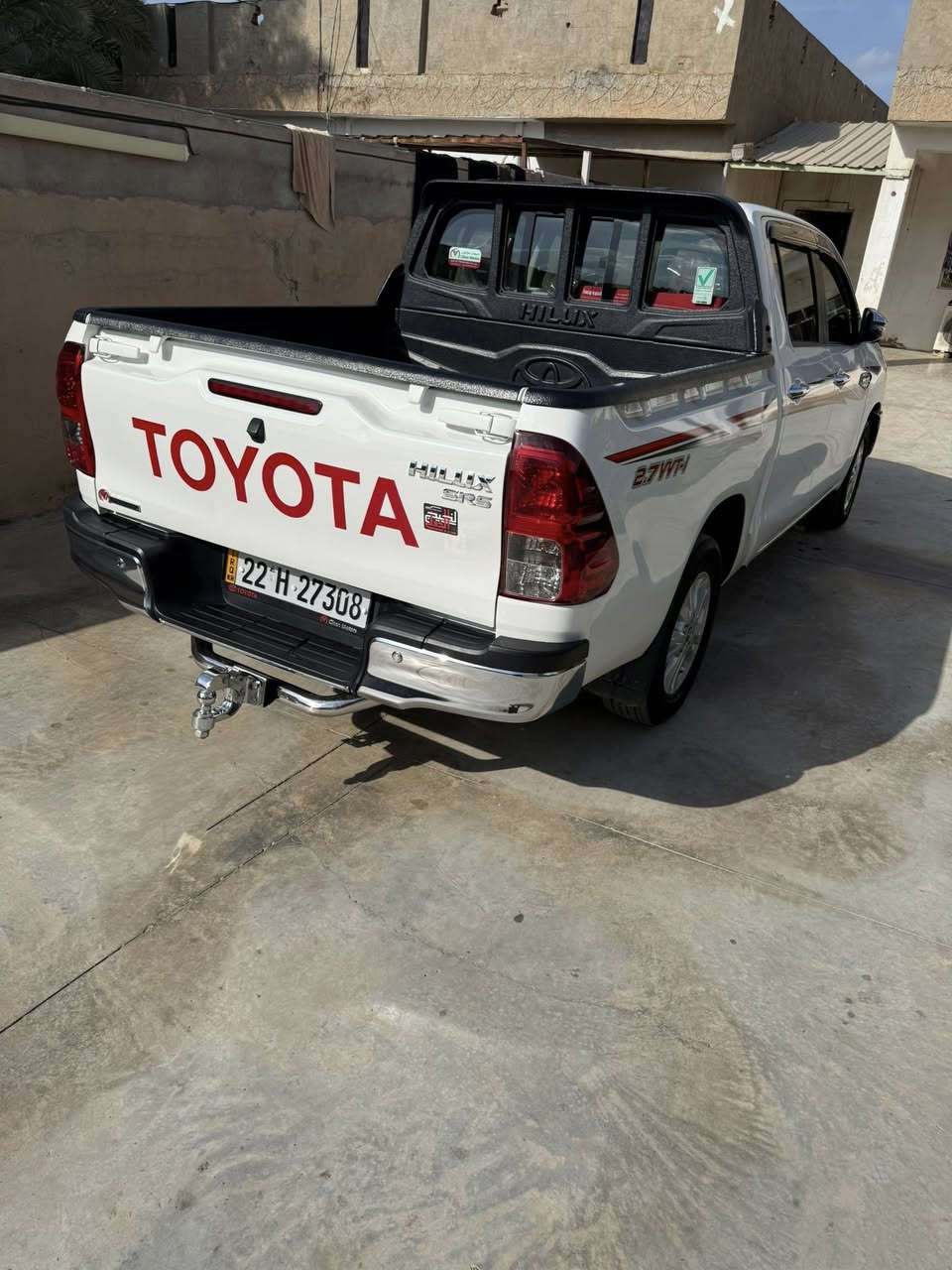 تيوتا هايلوكس ناصي SAS  
موديل/2024   
ماشيه 43الف 
رقم أربيل دولي سنوية جديده    
فول مواصفات
مكفولة كفالة عامه
عنوان ديالى/الخالص
***********
