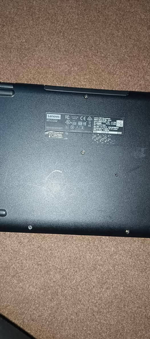 لابتوب لينوفو كروم بوك
حجم شاشه 11.6
Ram/4
ذاكرة /16 قابل للزياده 
ويندوز 10 برو 
كيبورد عربي انكليزي 
تفيد للدراسه والتصفح فقط 
شراي يتفضل خاص
سعر :40قفل مستخدمه 4ايام فقط
او مراوس بتلفون سامسونك


**إذا كنت صاحب هذا الإعلان وتريد حذفه لأي سبب، رجاءا أرسل رسالة إلى الدعم الفني**