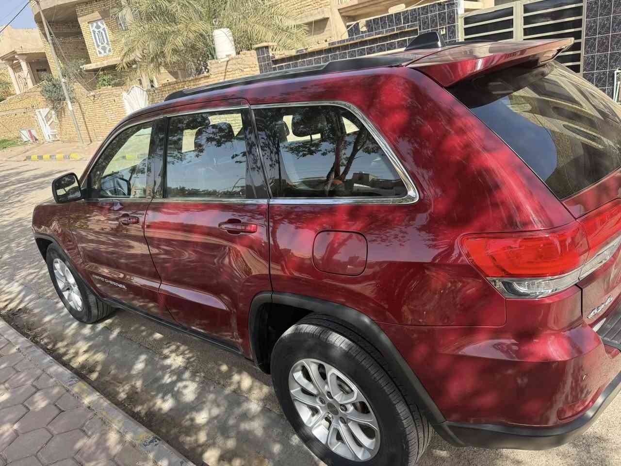 سلام عليكم جيب لاريدوا موديل 14 مكفولة  رقم اربيل باسمي مراوس بسورنتوا شرط مكينة6 سلندر 
للمزيد من المعلومات الاتصال 
***********
