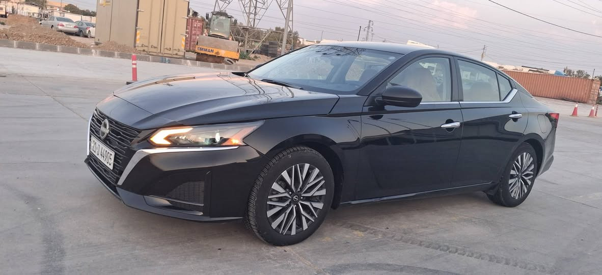 بەناوی خوا ئاڵتیما 2024 مواسەفاتsv جاهزە کامل مەسرەف 44هەزارمیل چوە بەسمەشەغاڵ ماڵی دۆست ڕاداری پێشو پشت و لاتەنیشتەکان بەشەرت هەمو شتێک چرکەو گەڵایەک ببڕە
شوێن.کەلار ژ.م*********** ئەدمین🌹.. كالار, السليمانية
