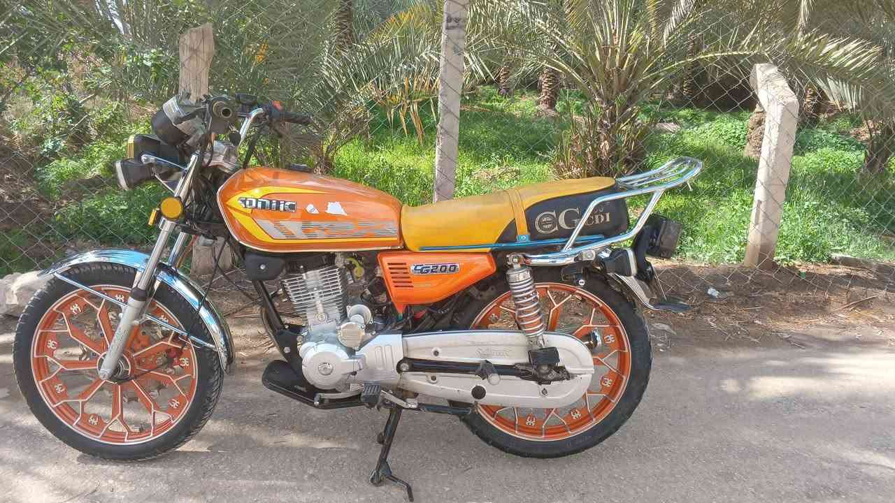 السلام عليكم دراجه سيفان للبيع موديل 24 محرك حجم200 مامفتوح شلعه تخبل كهربائيات شغاله اوراق سكنر مكان دوانية المركز الشراي بي خير ويدلل خاص موجود رقمي***********
