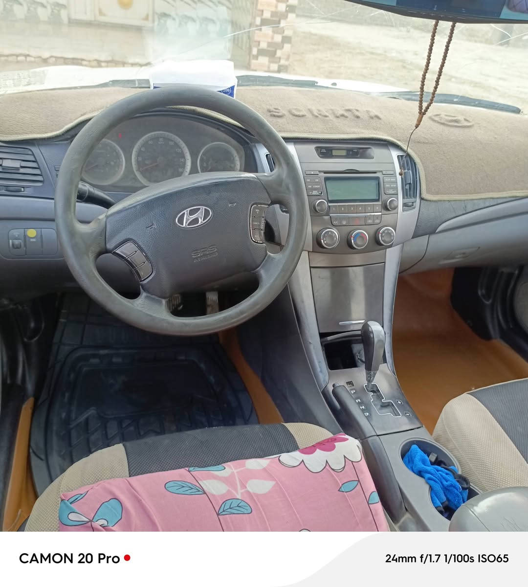 سلام عليكم سوناتا موديل 10كير مكينه خير من الله حداديه زينه  سعر 66 مصفره هيه وغرامات بسمي مداور ثاني يوم مكان ناصريه سيد دخيل ***********
