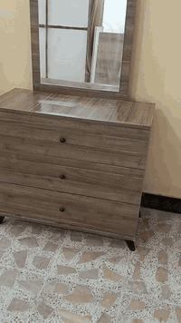 غرفة ترکية نضيه كلش السعر 300وبيه مجال اتصال علا الرقم ***********/06805662757/ مكان
