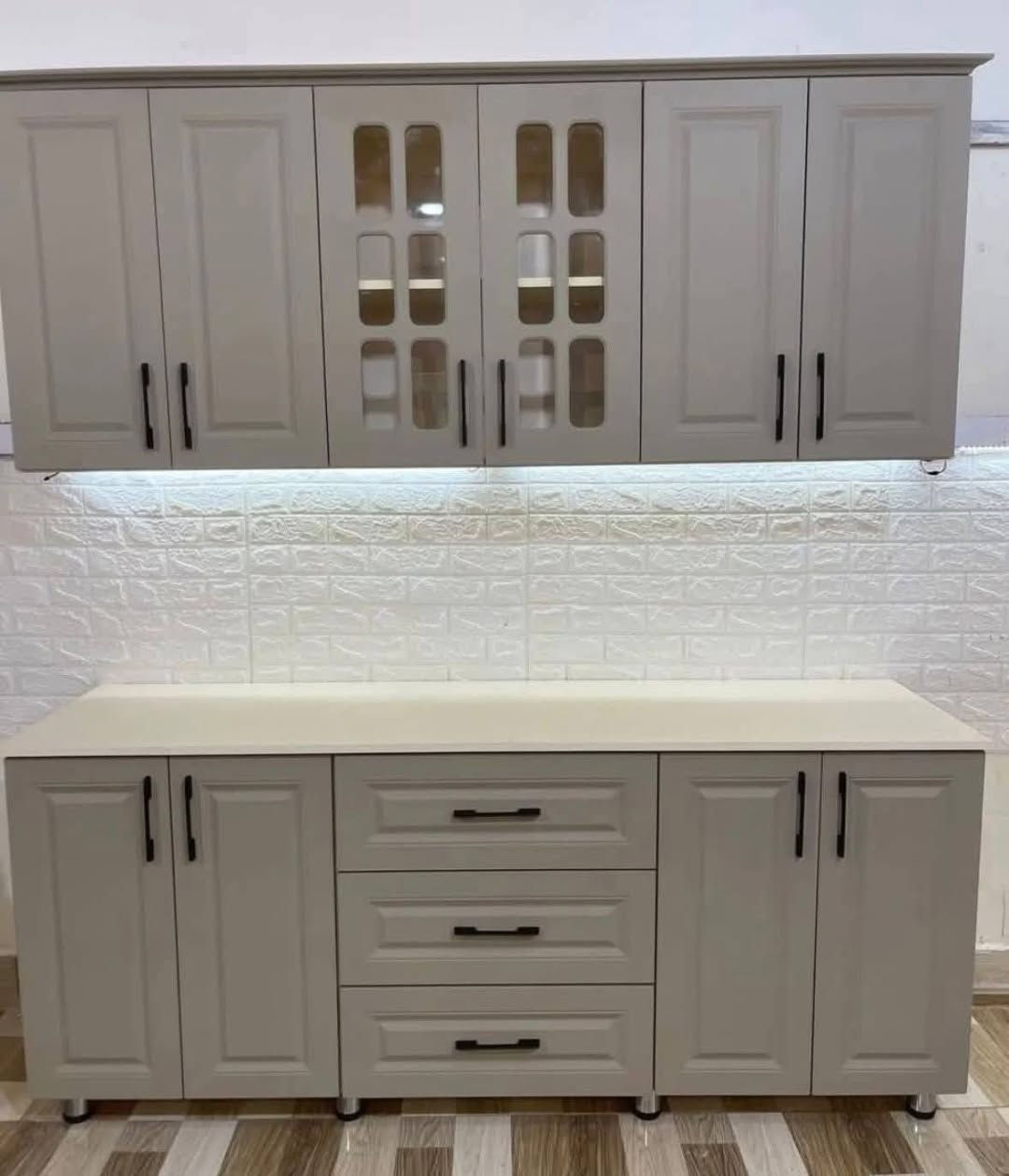 كاونترات لبيع خشب تركي hdf مع خدمة توصيل مجاني ***********
