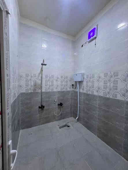 بسم الله ماشاء الله 🪬
هذا البيت من واحد أجمل العروض لدينا .
#المساحة:: 200م / #ركن على شارعين تبليط
…….
إبي الخصيب - حي العسكري - كوت الحمداني 
قرب مدارس صحاري الخضراء الأهلية .
⬅️فارغ وجاهز للمشتري ان شاء الله➡️
……..
طابو صرف زراعي عراقي 🇮🇶
……..
#يحتوي :: كراج واسع مجمع صحيات خارجي
مطبخ . صالة . أستقبال . غرفتين منام . منور 
مجمع صحيات داخلي . درج دائري .
……..
كل ما يحتاجة المشتري متوفر في هذا البيت .
#مغاسل #كيزر #خزانات_ماء #ماطور_بوستر
……..
#السعر_المطلوب :: 115 مليون قابل للتفاوض
……..
#للأستفسار :: ***********
