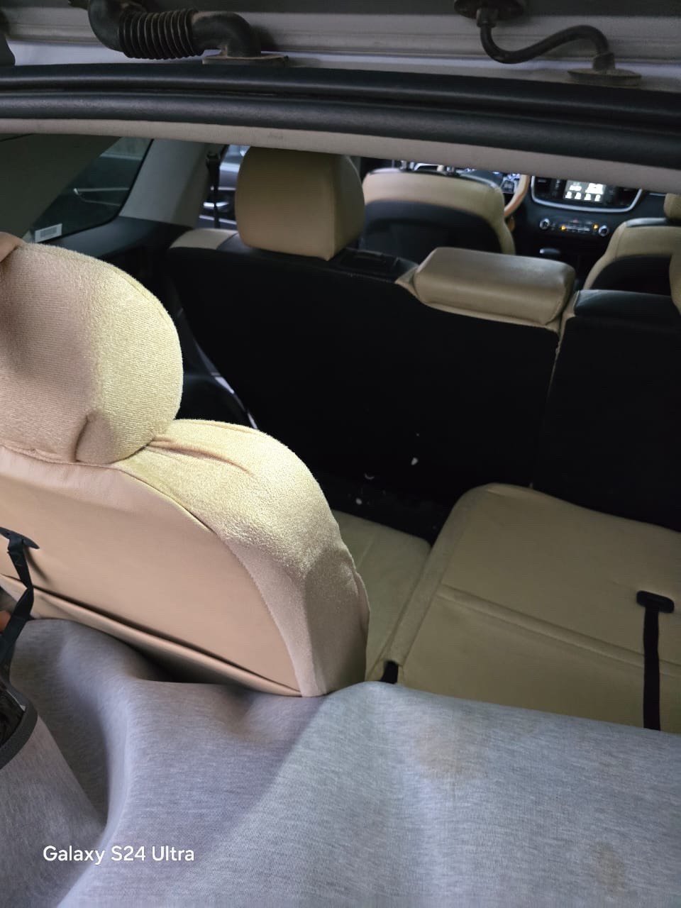 ادثهة بسيط كما موضح بالسونار لاتبديل ولا صبغ مكينة ٦ سلندر ٧ راكب سورنتو ٢٠ امريكي حالعنوان بغداد