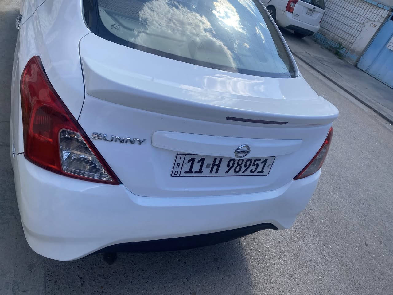 سلام عليكم
نيسان سني هندي موديل 2019
صبغ نصف باب سايق مع تبديل جاملغ عكس سايق
ماشية127الف 
تبريد تدفئة بلادي 
رقم جديد انكليزي باسمي سياره
سيارة نضيفة ونصبته حلوة 
للتواصل ***********
