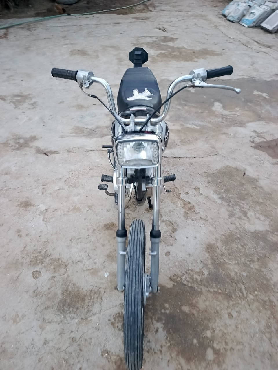 السلام عليكم دراجه للبيع نامه شلامشه اصلي اوراق اصولي محرك ما مفتوح شاص بلاد الاستفسار  الرقم*********** واتساب
