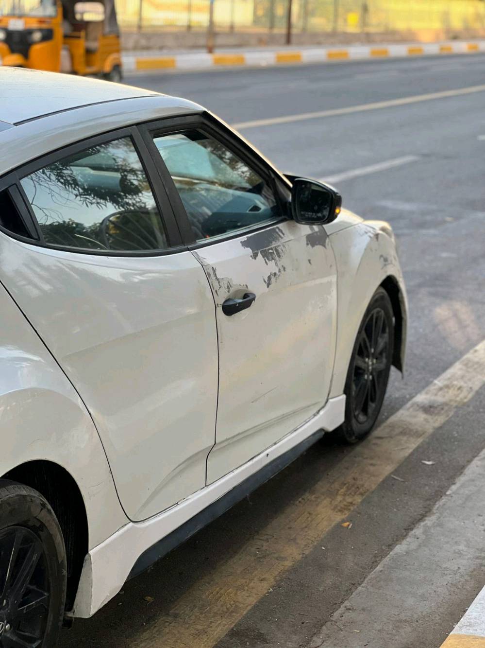 فولستر ٢٠١٦
١٦٠٠ تيربو
شفتات رياضي
كير اوتو +عادي
سبورت
السياره فول ماعدا الفتحة
السياره جاهزه للاخير محتاجه صبغ لحادثه مال امريكا تم تغيير السعر لغرض البيع السريع
السعر الجديد ٧٠
مكان السياره بغداد الامين