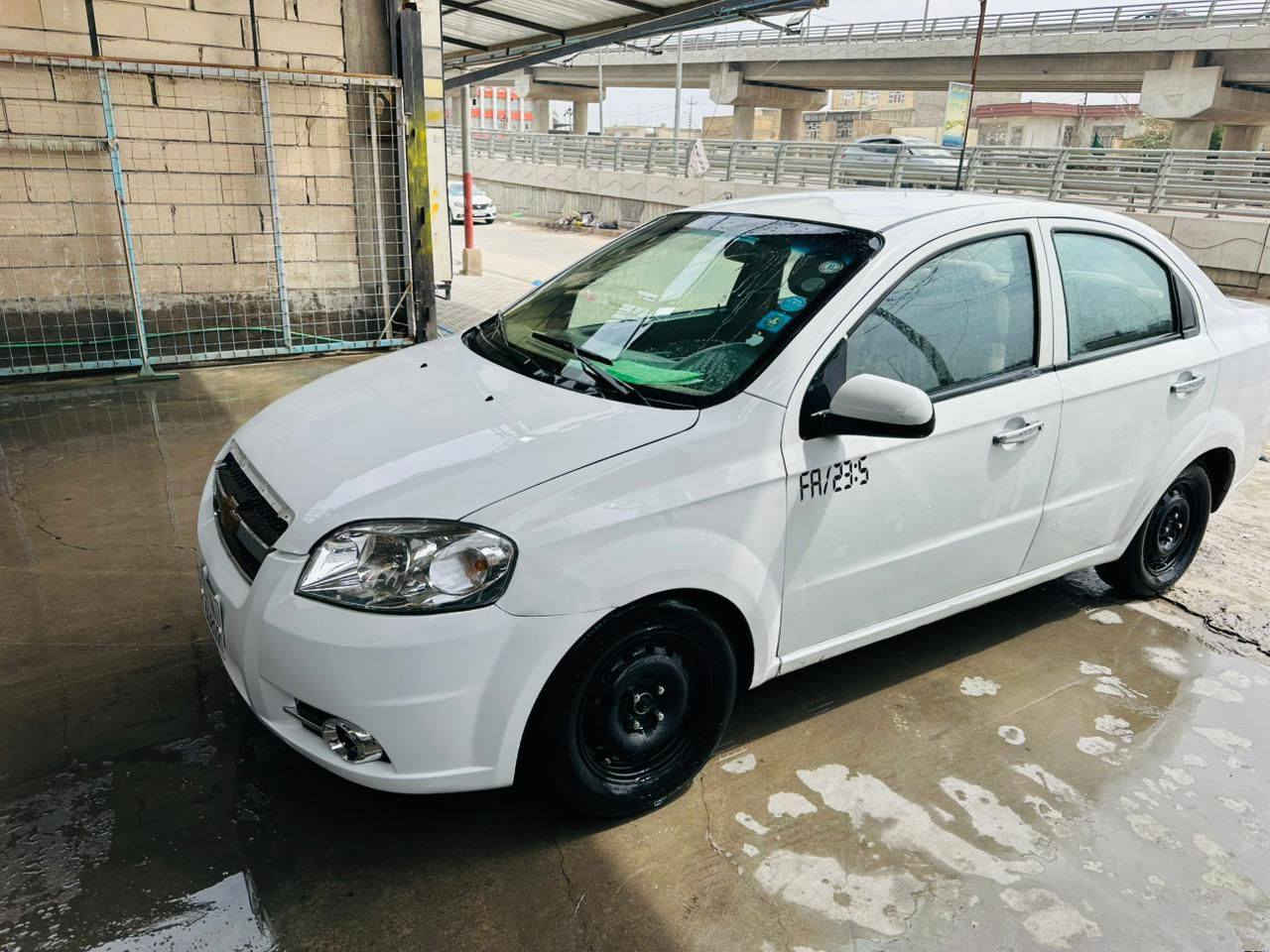 السلام عليكم 
@إشارة 
افيو 2011 خليجي  للبيع رقم بغداد الدولي محرك مفتوح وليس مسكر كير اوتوماتيك تبريد وتدفئه شغال سياره بيها قطع كما موضح ب سونار محرك وكير نضيفات تخم تايرات نضيف مكاني نجف التواصل واتساب او خط على هذا الرقم *********** السعر 67وبيها مجال
