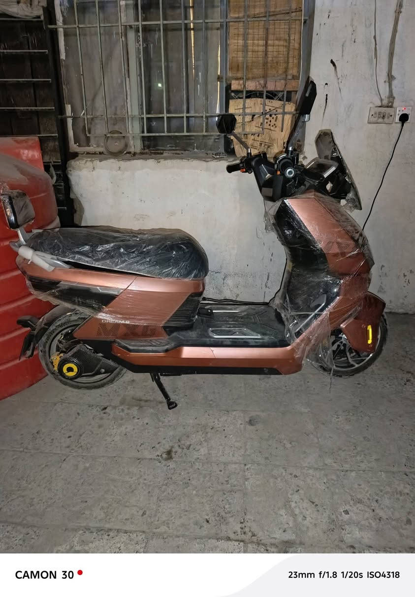 السلام عليك دراجة شحن للبيع السعر 1400000للتواصل***********
