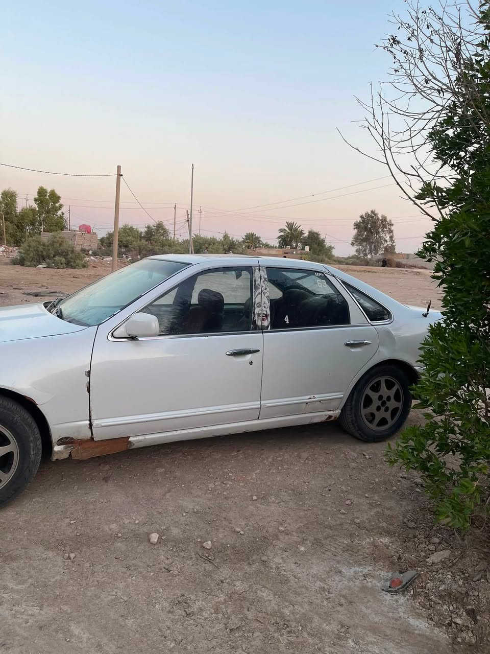 السلام عليكم ورحمة الله وبركاته 
التيما نسيان ١٩٩٢
مشروع وطني رقم نجف صاحبها يريد تحويل 
مكينة ٣٠٠٠ بطل اسود كير عادي 
السعر ٣٦ وبيها مجال 
***********
