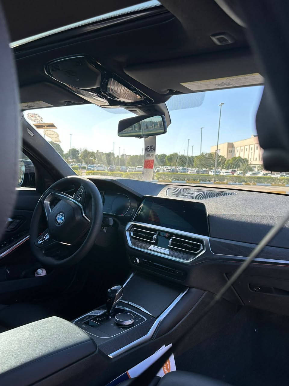 بي إم دبليو 330 موديل 2022 ألماني 
• محرك 4 سلندر تيربو
• رقم أربيل الجديد – فحص وهزة جديد
• الممشى 68 ألف كم شرط
المواصفات:
• فتحة سقف سلايت
• بصمة تشغيل مع أبواب
• رادار أمامي وخلفي وجانبي
• شاشة كبيرة
• مقاعد جلد
• هاندبريك بصمة
• إضاءة داخلية متعددة الألوان
• لايتات LED
• لايت ليزري متحرك مع الستيرن
• باقي مواصفات بي إم دبليو المعروفة
• السيارة جاهزة بدون أي مصرف
• مكفولة مكينة + كير + صدر
الضرر:
بنيد صبغ + شبر بالجاملغ فقط، لغد وشاصي بشرط
المكان: أربيل

رقم صاحب سيارة ***********
