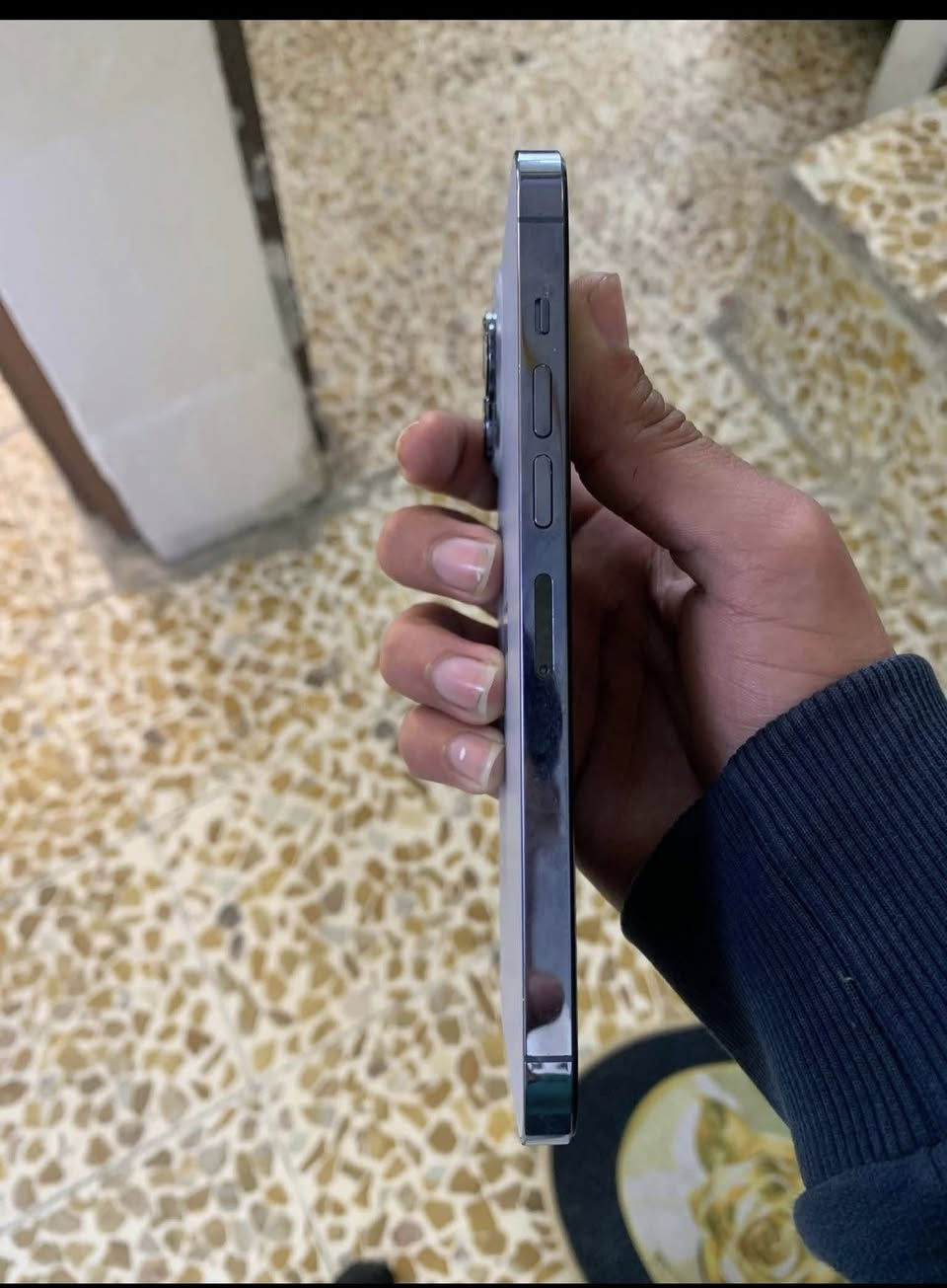 سلام عليكم ايفون 13 برو ماكس للبيع
ذاكره 256 
بطاريه 82
امريكي  
نضافه  فول ما مفتوح وضع شركه سعره 740
استفسار  متواجد خاص


**إذا كنت صاحب هذا الإعلان وتريد حذفه لأي سبب، رجاءا أرسل رسالة إلى الدعم الفني**