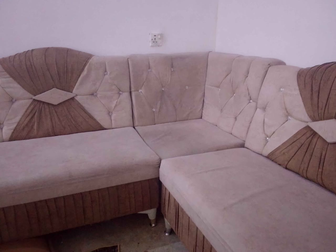 ‎ديوان قنفات للبيع‎ كركوك, العراق


**إذا كنت صاحب هذا الإعلان وتريد حذفه لأي سبب، رجاءا أرسل رسالة إلى الدعم الفني**
