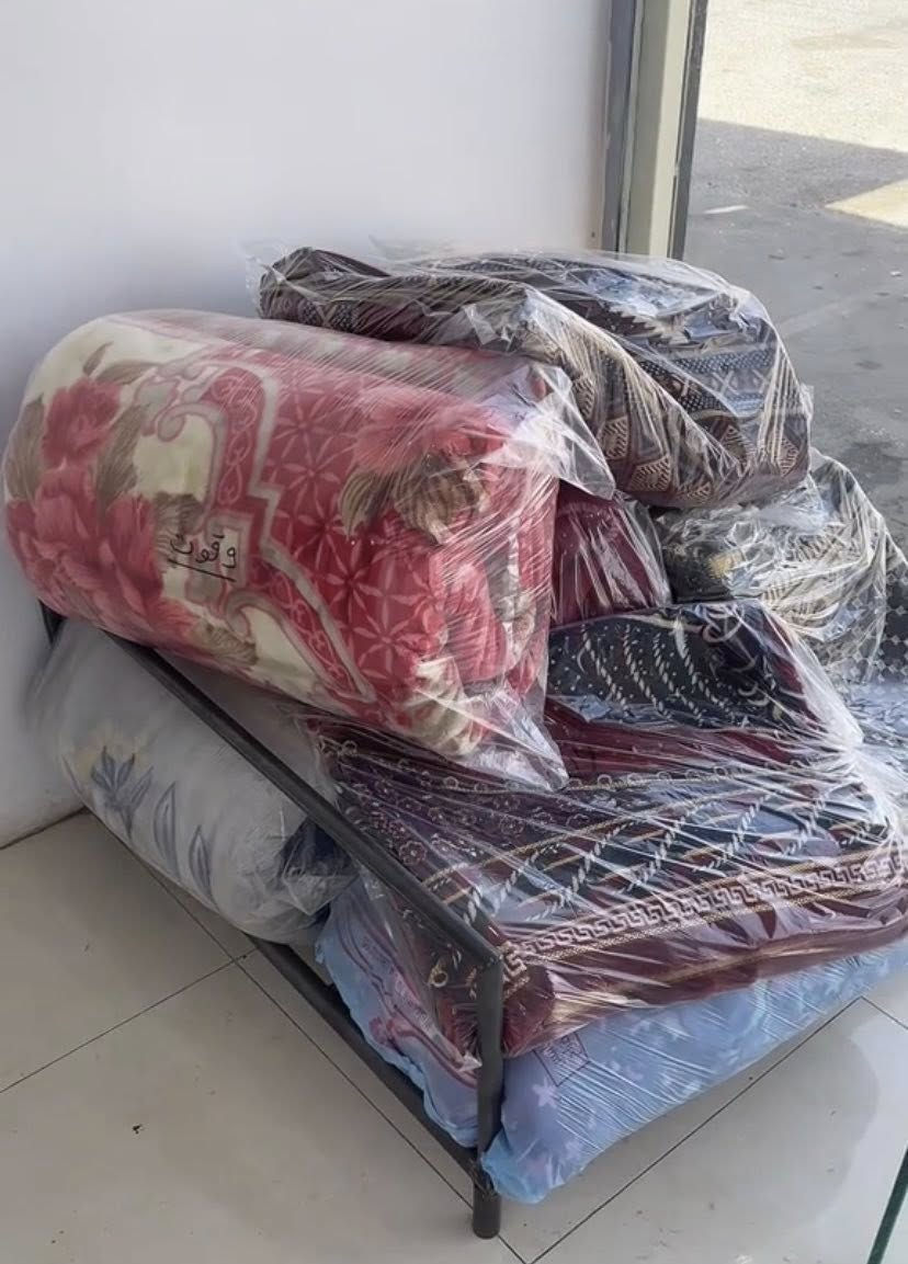 �✨ غسل الرشيد ✨🧺
نغسل الزوالي 🏠، البطانيات 🛏️، الفرش 🧽
وكل أنواع المفروشات 🔥

📍 داخل ناحية الرشيد
🚚 توصيل مجاني لحد باب بيتك!

📞 ***********
📞 ***********
