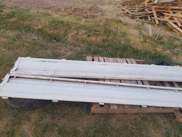 سلام عليكم للبيع صفاحيات مال عموشه مكفولات من صبغ وبارد معجون بلاديات خاص مفتوح مكان بغداد أبو غريب سعر 250 وبيهن مجال بسيط ***********
