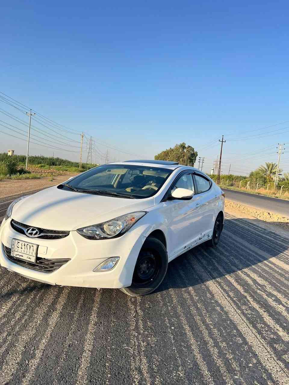 النترة ١٢ خليجي للبيع 
محرك ١٨٠٠ 
فول مواصفات 
بيها مكان الرقم الخلفي صبغ 
ومبدل بنيد بدون دواخل 
 مكان السيارة الشيخ حمد نزلة المستوصف 
السعر ٩٩$ وبيها مجال بسيط 

***********
