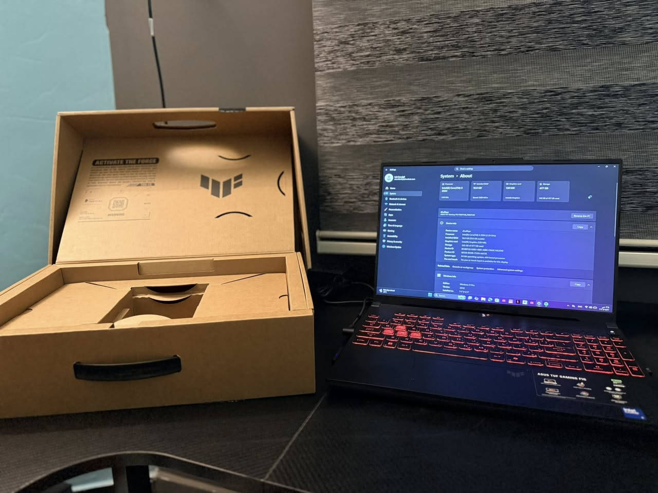 لابتوب ممتاز للالعاب
Asus TUF Gaming 
F16 
جديد وملحقاته كامله ما مستخدم بس شهر يمكن مشغله 5 مرات بس جديد فد مره
بي ضمان سنه كامله وباقي من الضمان 7 اشهر 
Cup : 3050 Rtx 6GB 
RAM: 16 Gb
Core 5 210H
144Hz
السعر مليون و200 للتواصل واتساب ***********
مكاني بغداد - البنوك
