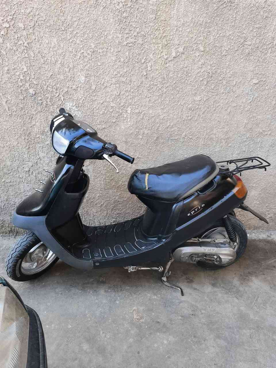 بطة نضيفة جدا كفر بلادي مكينة جديدة شادها مامفتوحة شاصي نضيف تايرات جدد سعر 250 الف قفل بدون عملة
ماكو هيج سعر بس مستعجل علبيع وعرضتها بسعر مناسب وبالعافية على اللي ياخذها ***********
