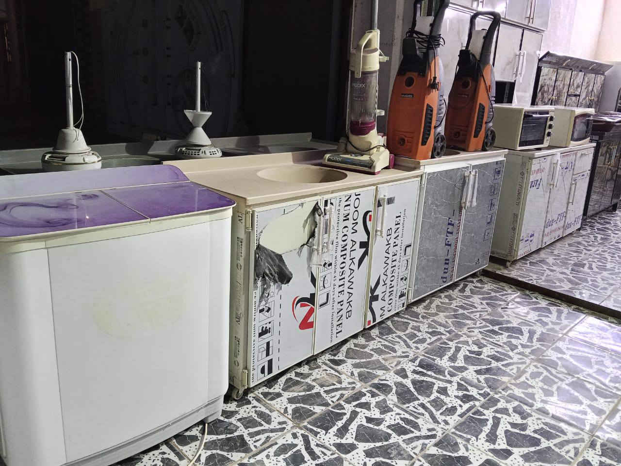 وجبه كاونترات متوفر كل القياسات 
وسنكات متر ومتر و20ومتر ونص مرمر
شغل سليمانيه درجه الاوله 
ابو حمزة سبع البور شارع 40مقابيل شارع ابو شيرين


**إذا كنت صاحب هذا الإعلان وتريد حذفه لأي سبب، رجاءا أرسل رسالة إلى الدعم الفني**