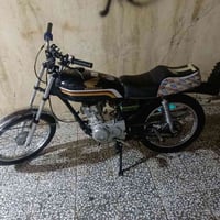 الربيع • رقم وسنوية • اسود