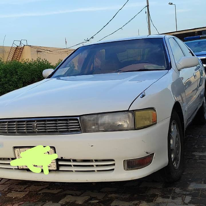 السلام عليكم 
كرستا  بصره موديل 1994
,مكينه2500
مكفولة من كصه ونقل وعيب شرعي 
السعر75وبيها مجال قليل
***********
