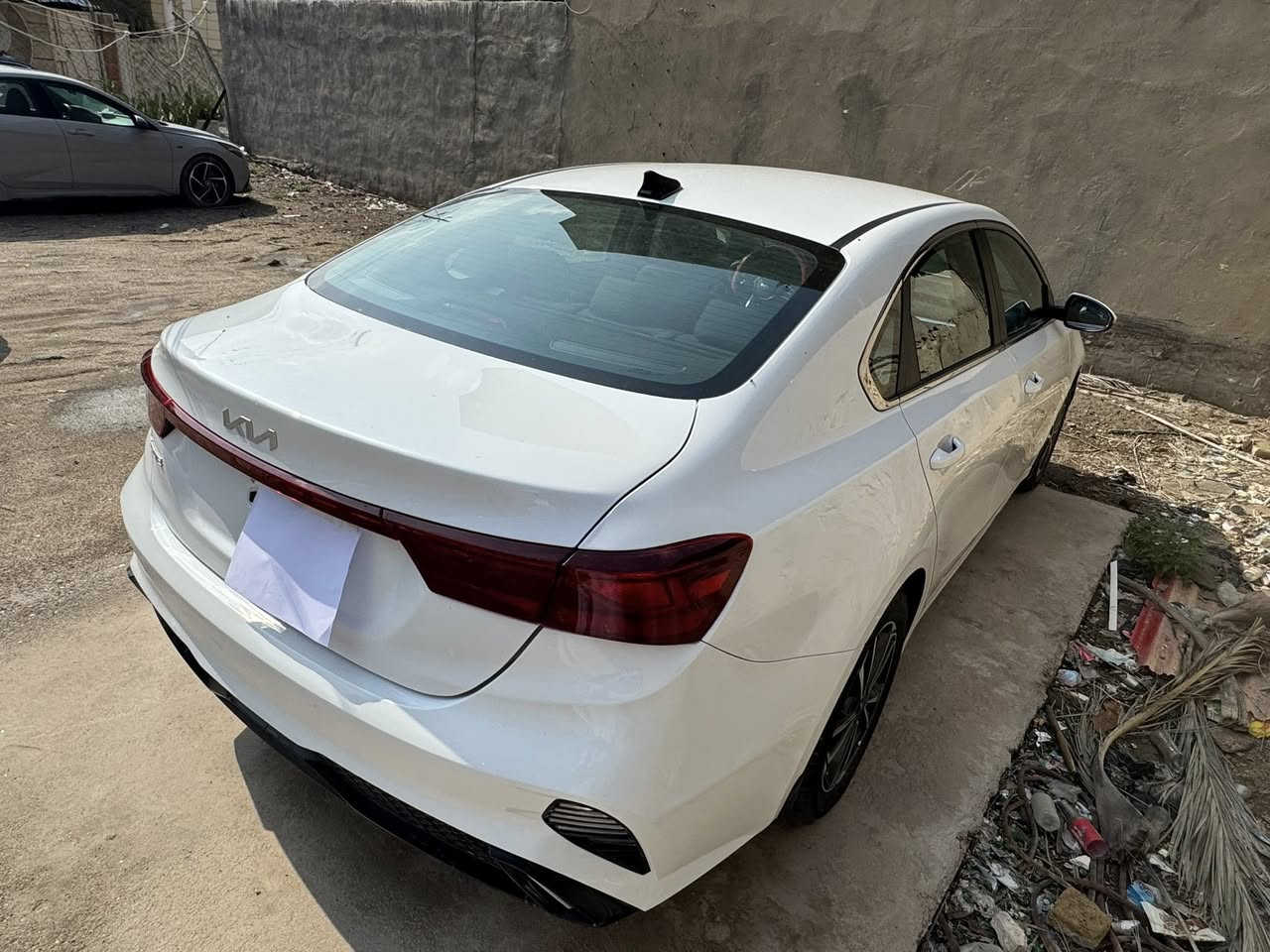 كيا فورتي ٢٠٢٣ كنديه كاملة المواصفات عدا فتحة السقف مكفوله من الصبغ والتبديل بالهيكل السياره جديده بمعنى الكلمه ماشيه ٤٥٠٠٠كم السعر ١٩٠٠٠$ شامل التحويل من فحص إلى خصوصي علما ان السياره حره قابله للتحويل الفوري ( لاهي معوقين او شهداء) المكان مدينه البصره


**إذا كنت صاحب هذا الإعلان وتريد حذفه لأي سبب، رجاءا أرسل رسالة إلى الدعم الفني**