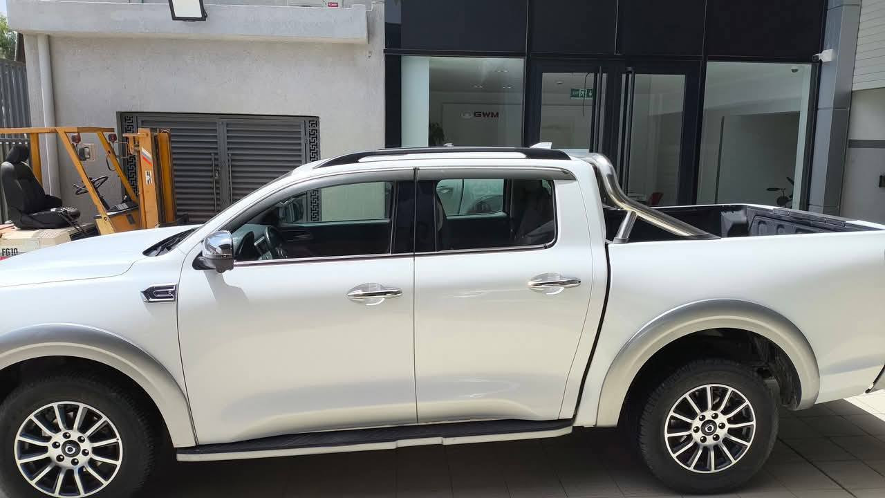 للبيع
بيك اب گريت وول باور 2021 
رقم بغداد ( حرة ) تحويل ثاني يوم
اعلى فئة مواصفات ( Luxury 

محرك 4 سلندر حجم 2000 توربو بانزين 196 حصان 
گير اوتوماتيك الماني ZF ( 8 نمر )
السيارة اعلى فئة مواصفات  ( Luxury ) مواصفاتها جداا كثيرة راح اذكر جزء منها ( شاشة كبيرة نڤيكيشن ، ٤ كاميرات ، نقاط عمياء ، رادارات ، حساسات امامي و خلفي ، بصمة ، تشغيل عن بعد ، دفع رباعي دبل اكسل، ديفلوك ، ٣ انظمة قيادة ، تبريد قطعتين ثلج ، كشنات جلد نابا و الامامية كهرباء ، سيمي اوتو بارك ، لايتات عدسات زينون ، اوتو هولد ، درج خلفي، سلايد روف ، شاحن وايرليس، تدفئة كشنات و ستيرن ... الخ )

للإستفسار الاتصال على الرقم ***********
